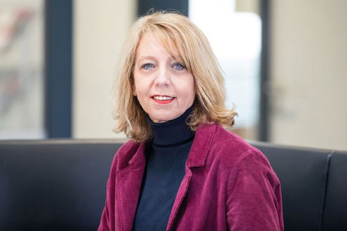 Martina Hasseler, Professorin für Gesundheits- und Pflegewissenschaften sowie Digitalisierung in der Pflege an der Ostfalia Hochschule